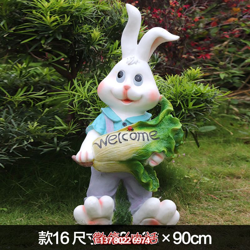 站立玻璃鋼兔子雕塑——給景區(qū)帶來獨特的視覺效果 站立玻璃鋼兔子雕塑——給景區(qū)帶來獨特的視覺效果