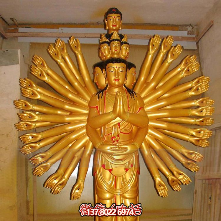 鎏金千手觀音大型雕塑，精美絕倫，醉人心魄