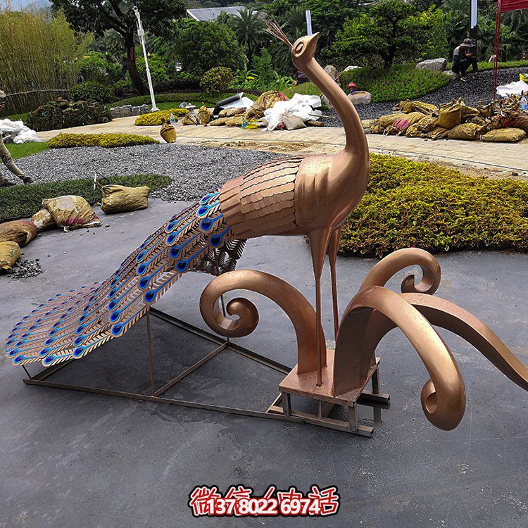 不銹鋼孔雀，烤漆藝術動物造型雕塑