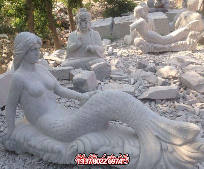 街道上擺放的漢白玉石雕創(chuàng)意美人魚(yú)雕塑 街道上擺放的漢白玉石雕創(chuàng)意美人魚(yú)雕塑